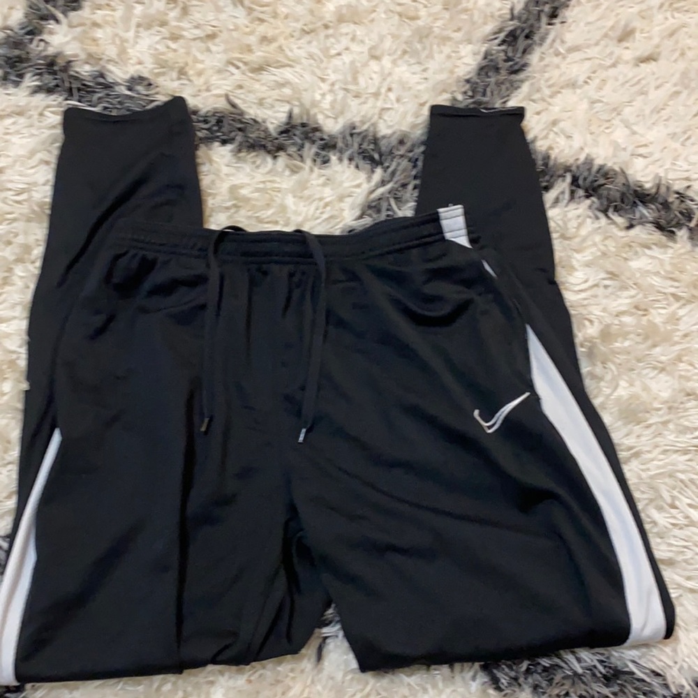 BRAND NEW Nike Joggers